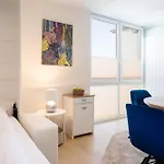 Solaris 19 Mit Balkon Und Gemeinschaftssauna Lejlighed
