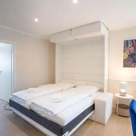 Solaris 19 Mit Balkon Und Gemeinschaftssauna *