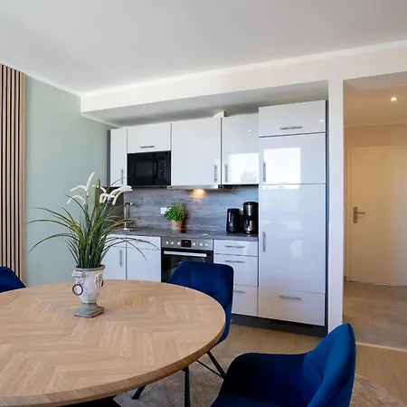 Solaris 19 Mit Balkon Und Gemeinschaftssauna Apartamento