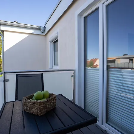 Solaris 19 Mit Balkon Und Gemeinschaftssauna グレーミッツ