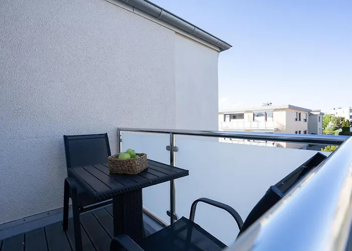 Solaris 19 Mit Balkon Und Gemeinschaftssauna *